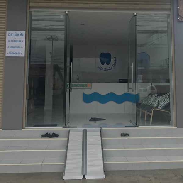 เดอะ โมบิลิตี้ ไทยแลนด์ จำหน่าย ติดตั้งทางลาดรถเข็น ทางลาดอลูมิเนียม ทางลาดสําหรับรถเข็น ทางลาดรถเข็นสำเร็จรูป ทางลาดคนพิการ ทางลาดบันได ทางลาดรถเข็นพับได้สำหรับสัตว์เลี้ยง